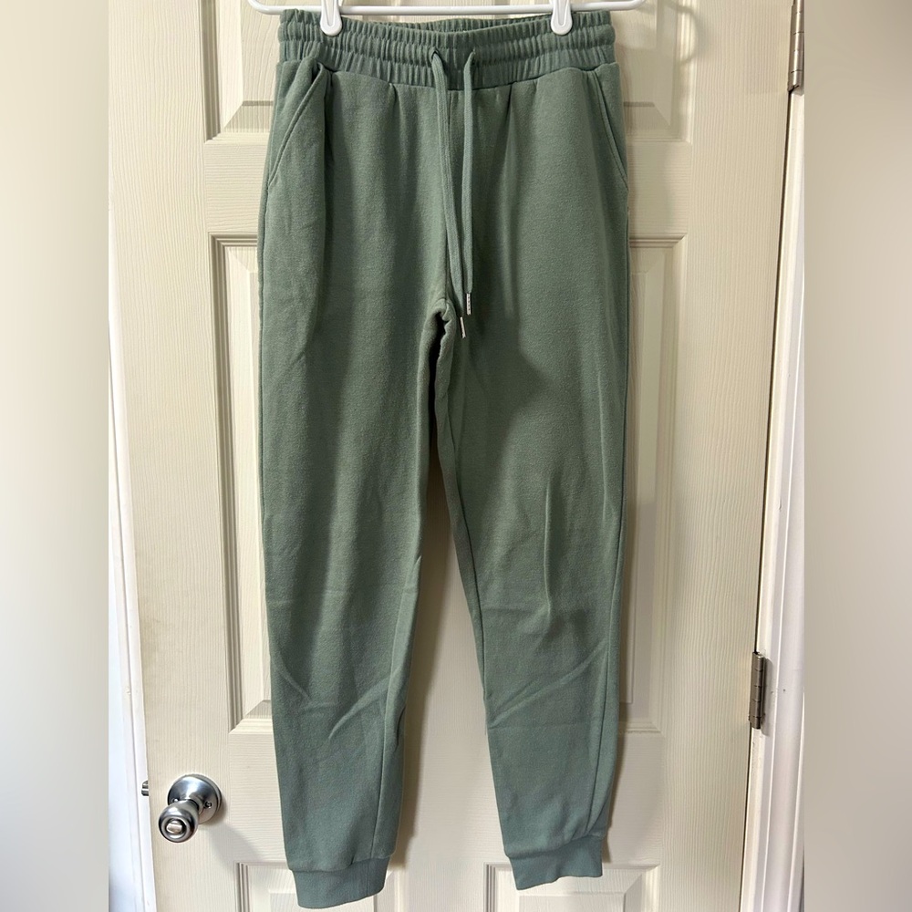 Maurice’s sage green jogger style sweatpants